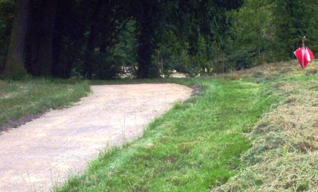 Neuer Parkweg von Hügel aus